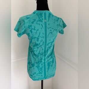 Lululemon Swiftly Tech Short Sleeve Shirt turquoise teal sz 8